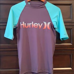 Women’s Hurley surf shirt
